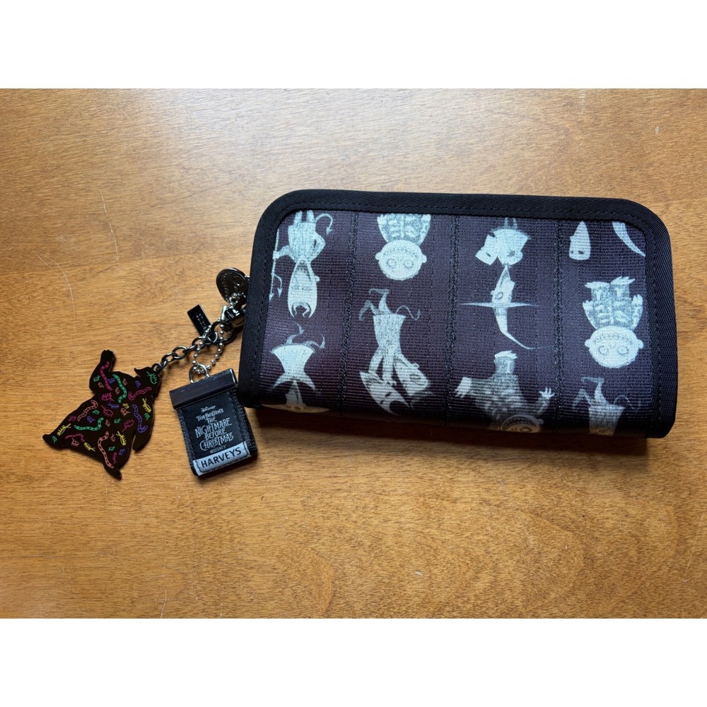 Harveys Disney Nightmare Before Christmas Lock Shock Barrel Seatbelt Wallet NWOT